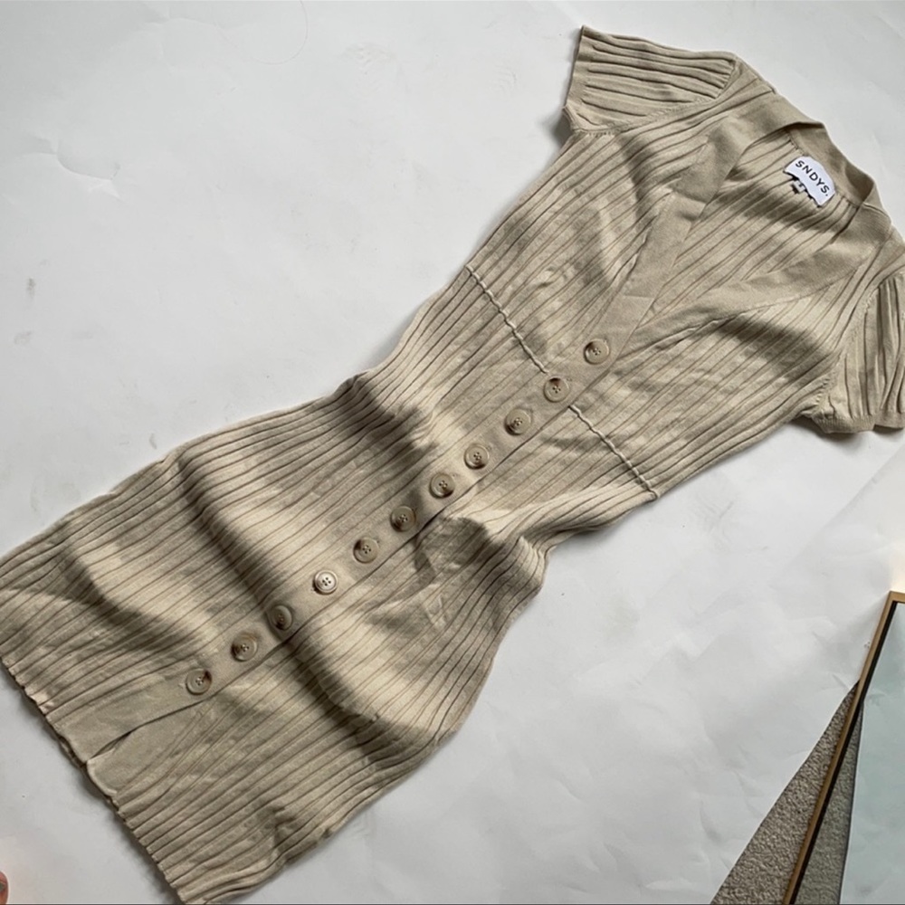 Petal and Pup body con dress (NEW)